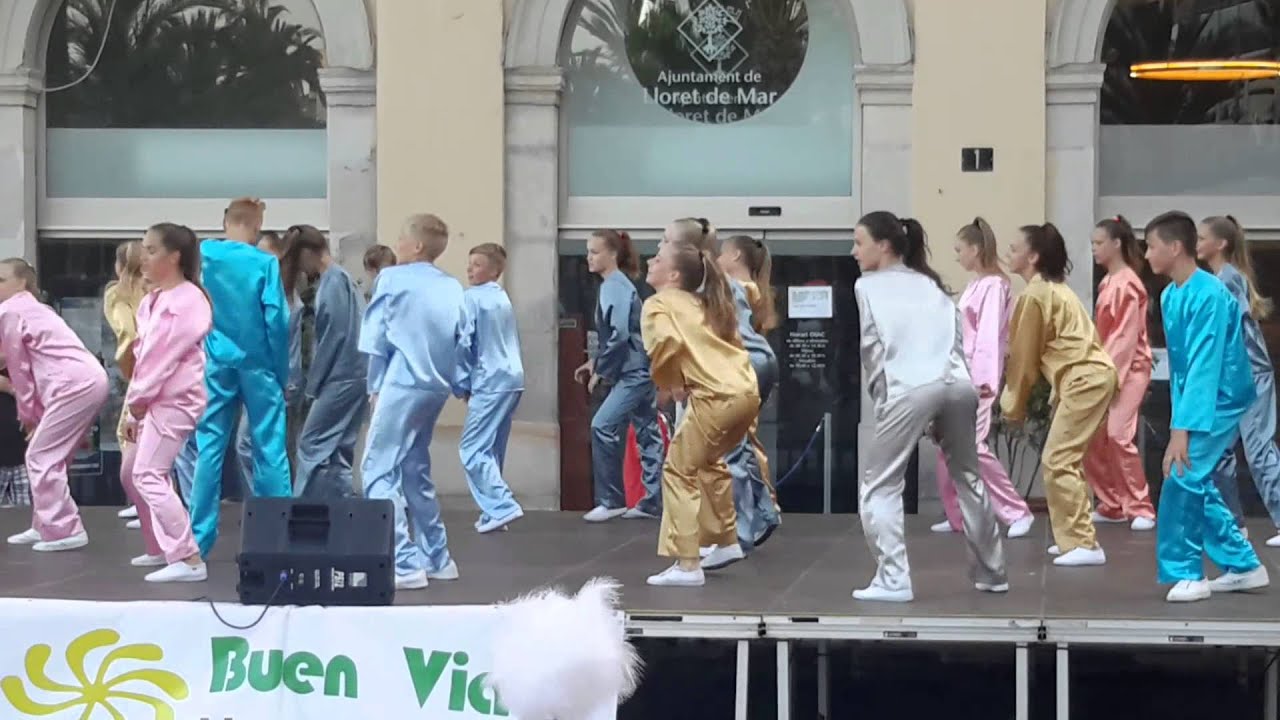 Jurbarko kultūros centro šiuolaikinio šokio studija „Šypsena“ tarptautiniame konkurse Ispanijoje