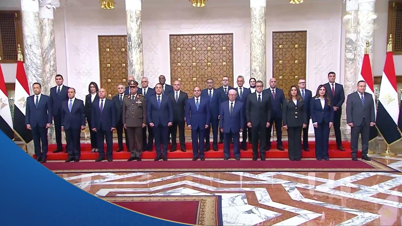 الحكومة الجديدة برئاسة الدكتور مصطفى مدبولي تؤدي اليمين الدستورية أمام الرئيس السيسي