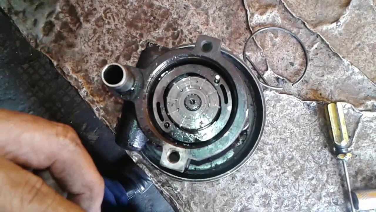 RENAULT LOGAN COMO DESARMAR BOMBA HIDRÁULICA QUE BOTA ACEITE