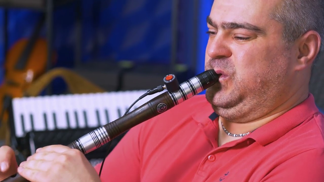 Nalbantov NCM 8X microphone & OC-2 octave effect with Nenko Cachev | Amplifying a kaval or flute