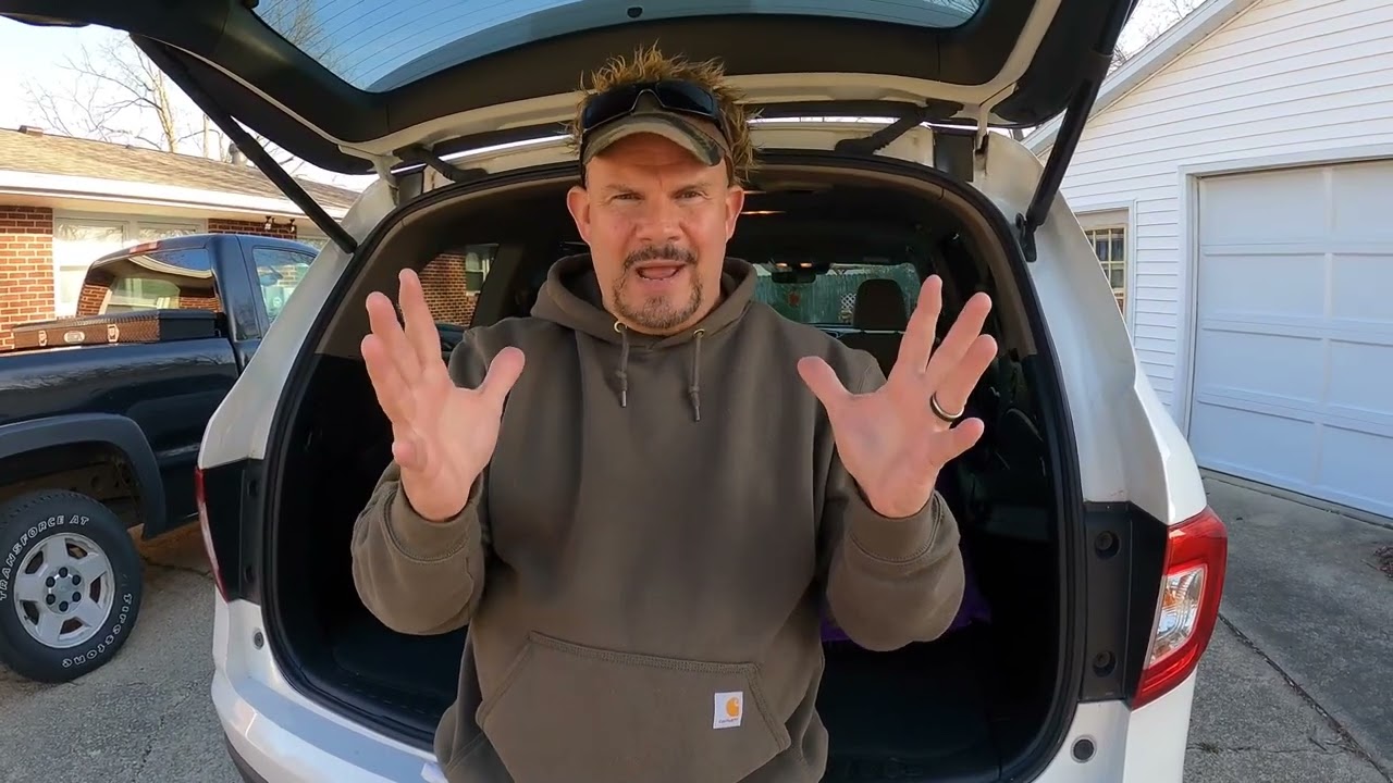 SUV Air Mattress Umbrauto Car Air Mattress Review, A Great Emergency Addition to any SUV  4 and 1 2