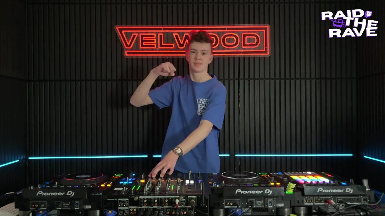 Velwood @ OscarEvansMusic : Raid the Rave : Going With The Flow