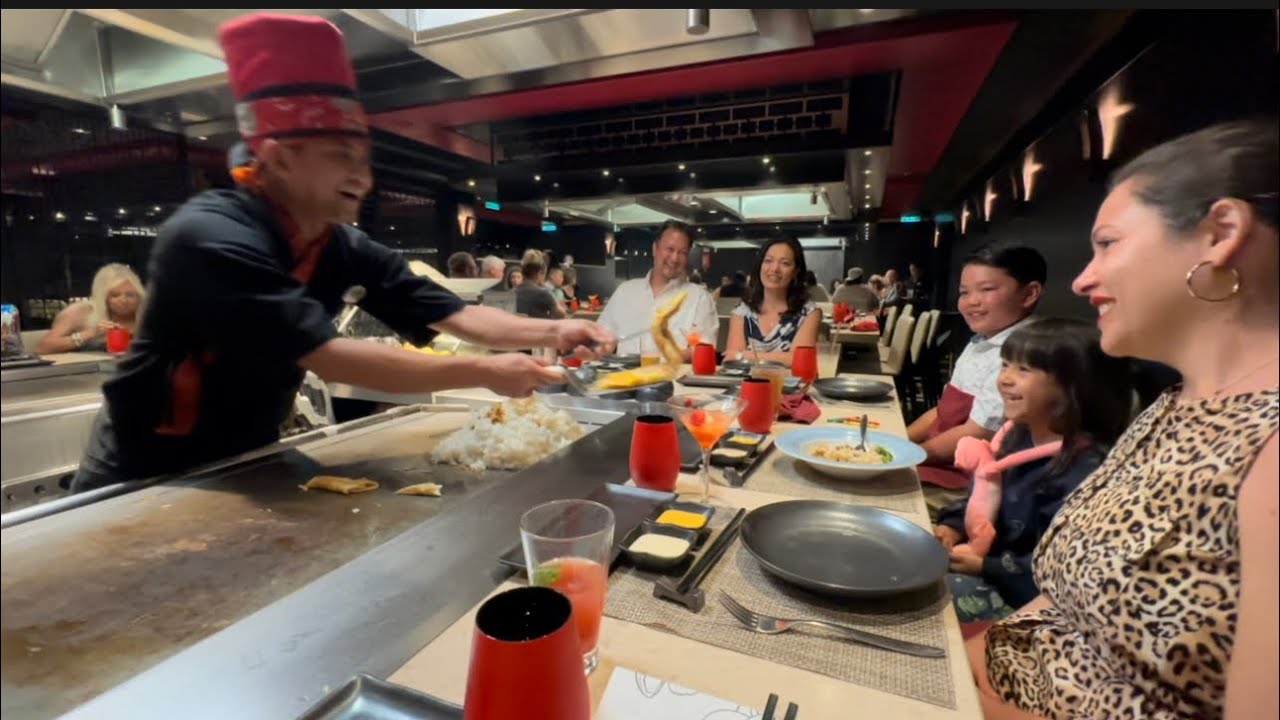 Cruise Day 4 - Teppanyaki Dinner, Photo Shoots and more. NCL Joy. March 2024