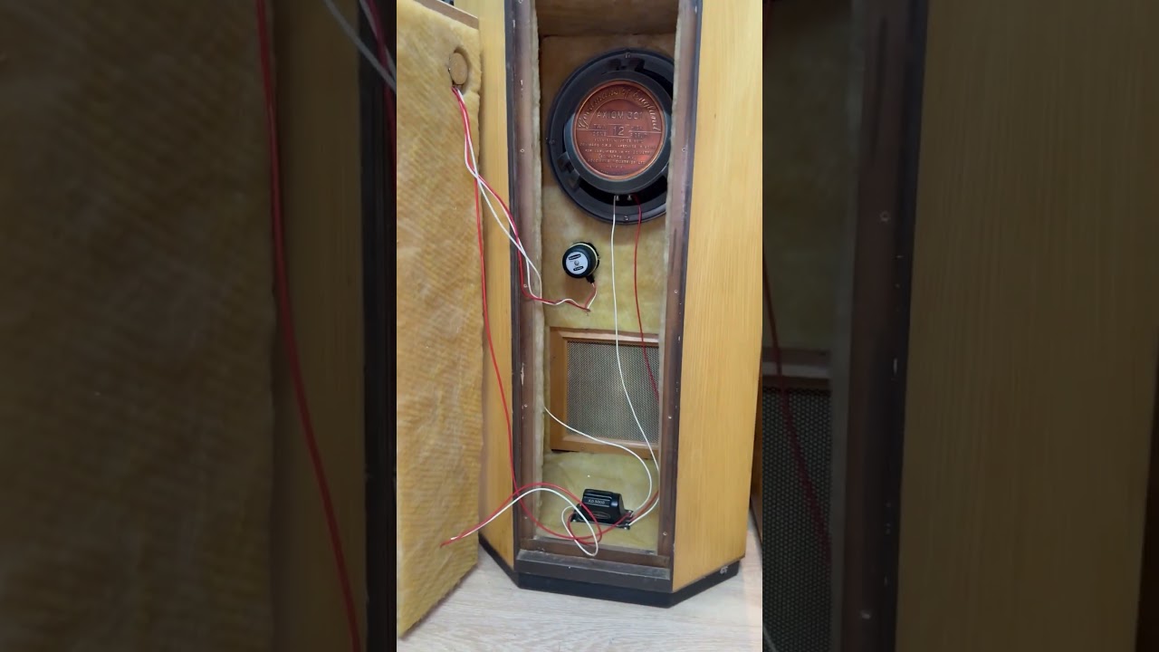 Rảnh rỗi n&ocirc;ng nổi em lại ph&aacute; loa Cho c&aacute;c b&aacute;c xem đ&acirc;y ạ. #lekhoiaudio