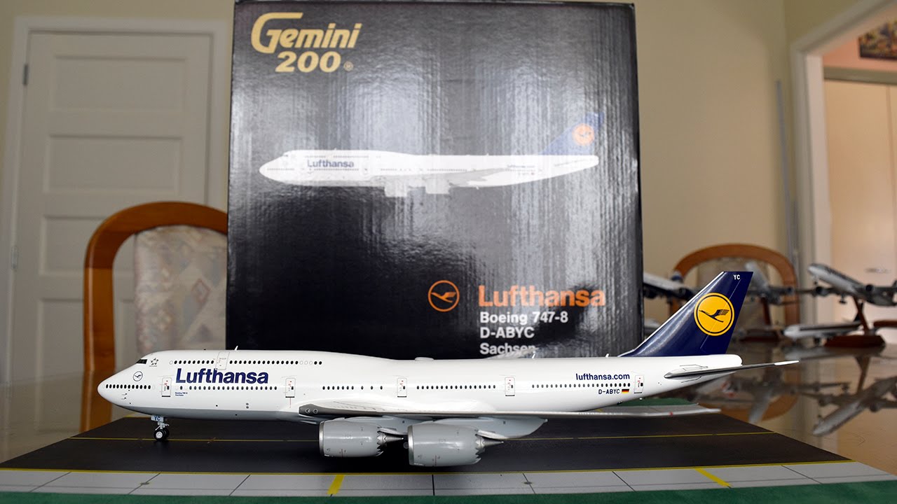 Gemini Jets 1:200 Lufthansa 747-8i Unboxing and Review