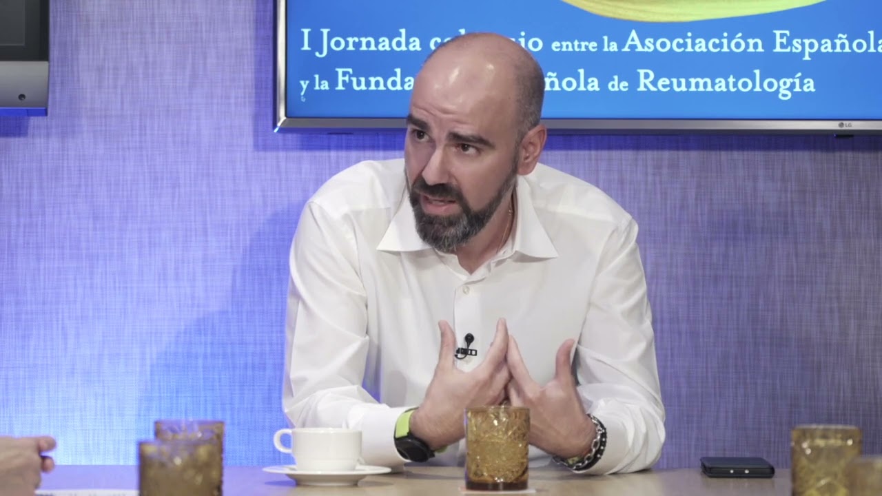 Coloquio sobre #esclerodermia. El reumatólogo responde dudas