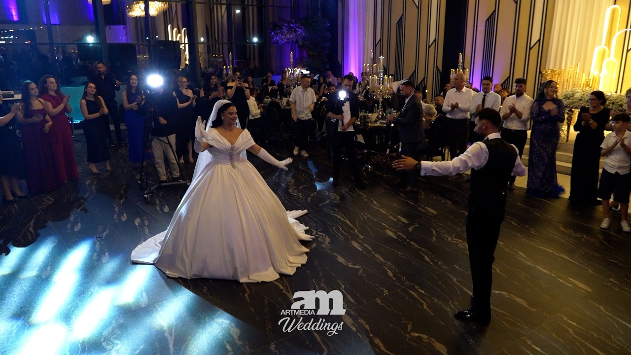 Dasma madheshtore e familjes Maxhuni | Meriton & Almedina | ARTMedia Weddings /Alban Feka - Live