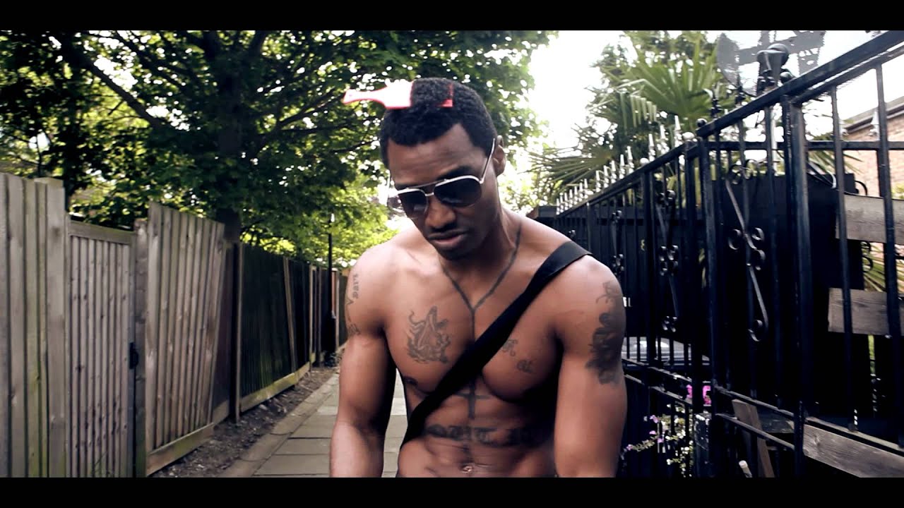 Fari (Young Kingz) Ft. Young Spray - Run Dat Out [OFFICIAL MUSIC VIDEO] @itspressplayent