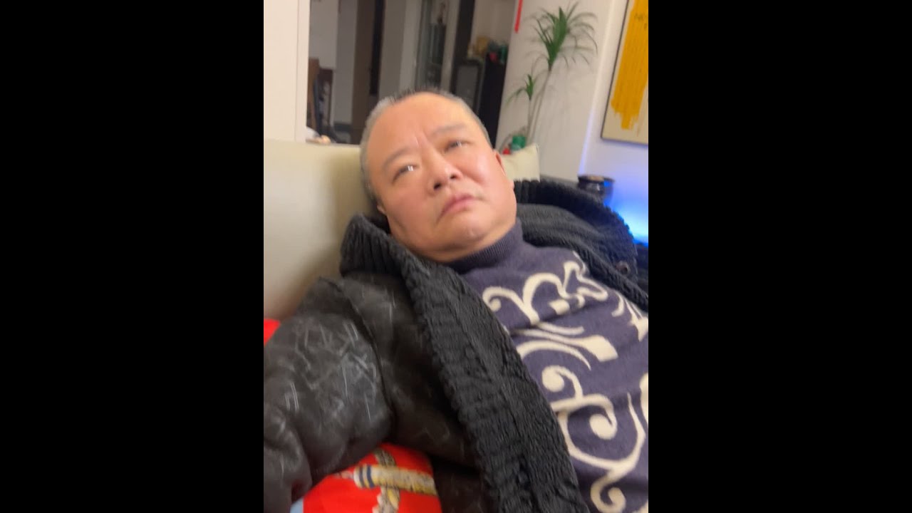 唉，看到这两爷子喝了酒，我真的服了#二哥二哥东西最多 #重庆家庭日常 #蒋嬢嬢的气场 #蒋嬢嬢式催婚
