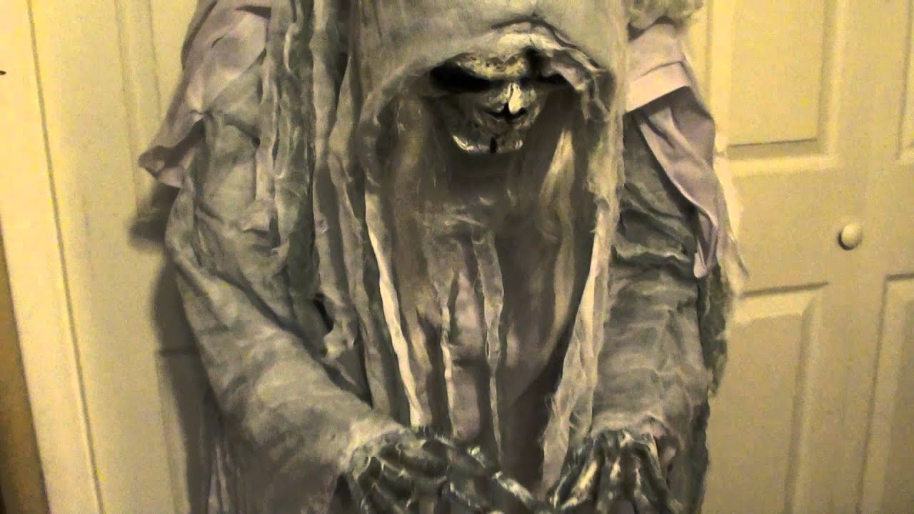 Rising Phantom Ghost Halloween Prop 2015 (with sound mod)