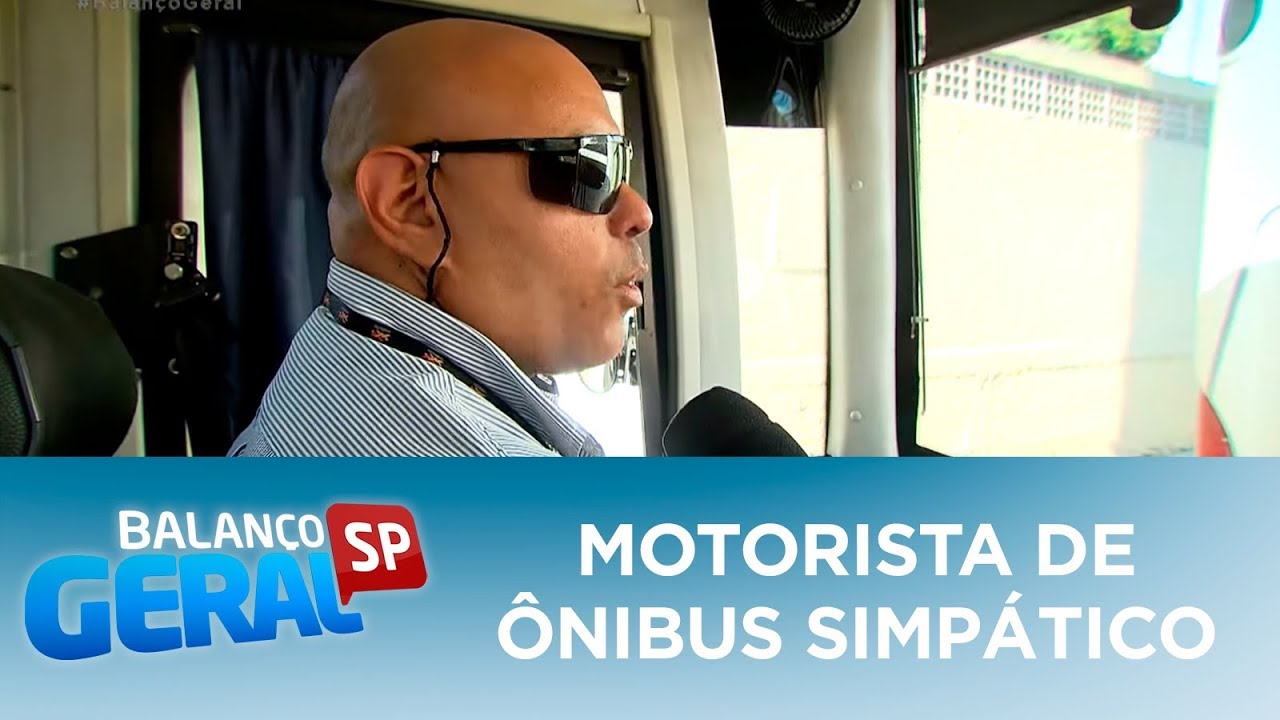 Motorista de ônibus simpático faz a alegria de passageiros na capital paulista