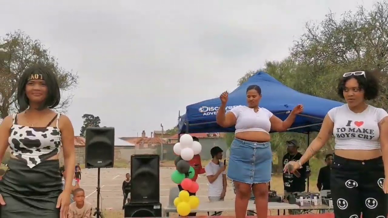 Live performance @Frank Joubert Primary 1812 live.