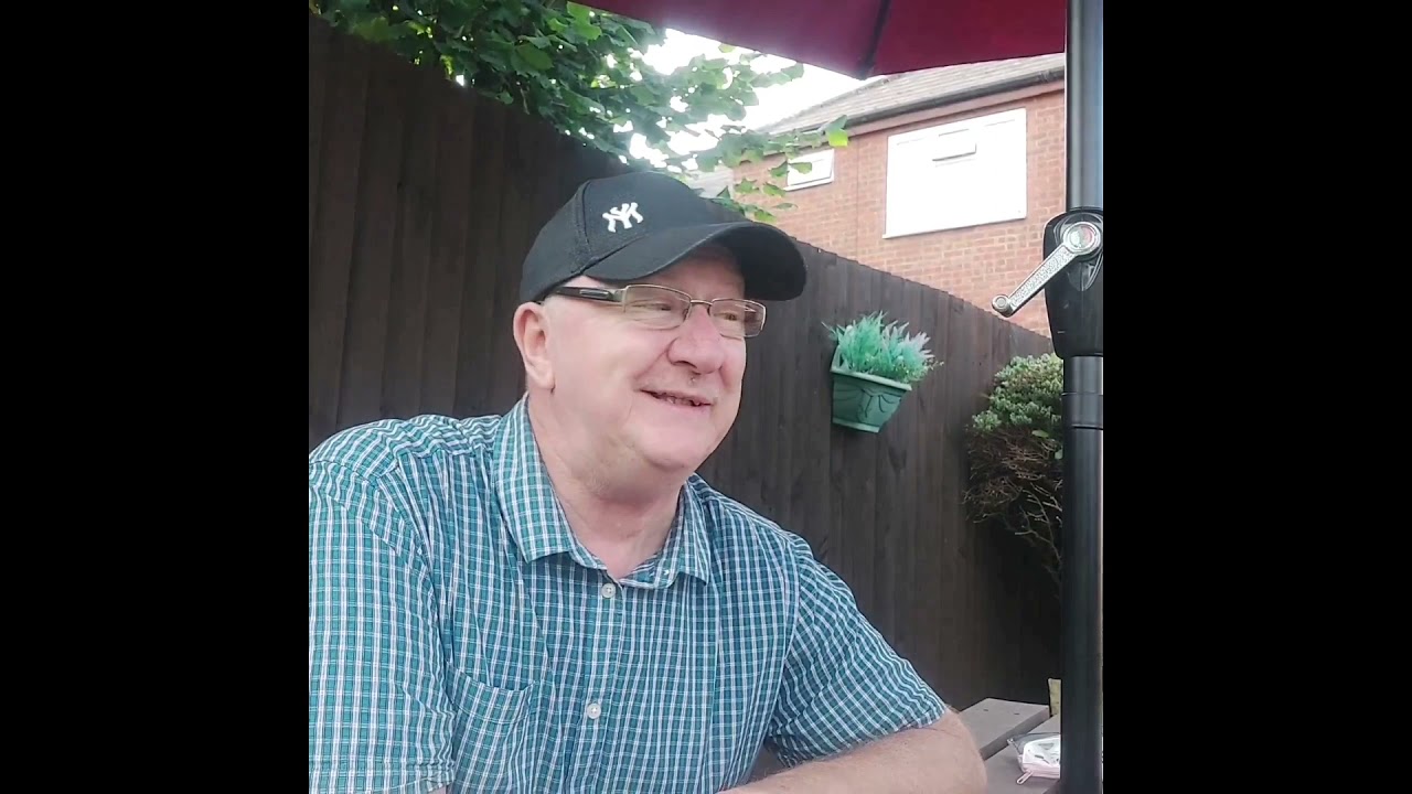 This Englishman can speak Bisaya!?!