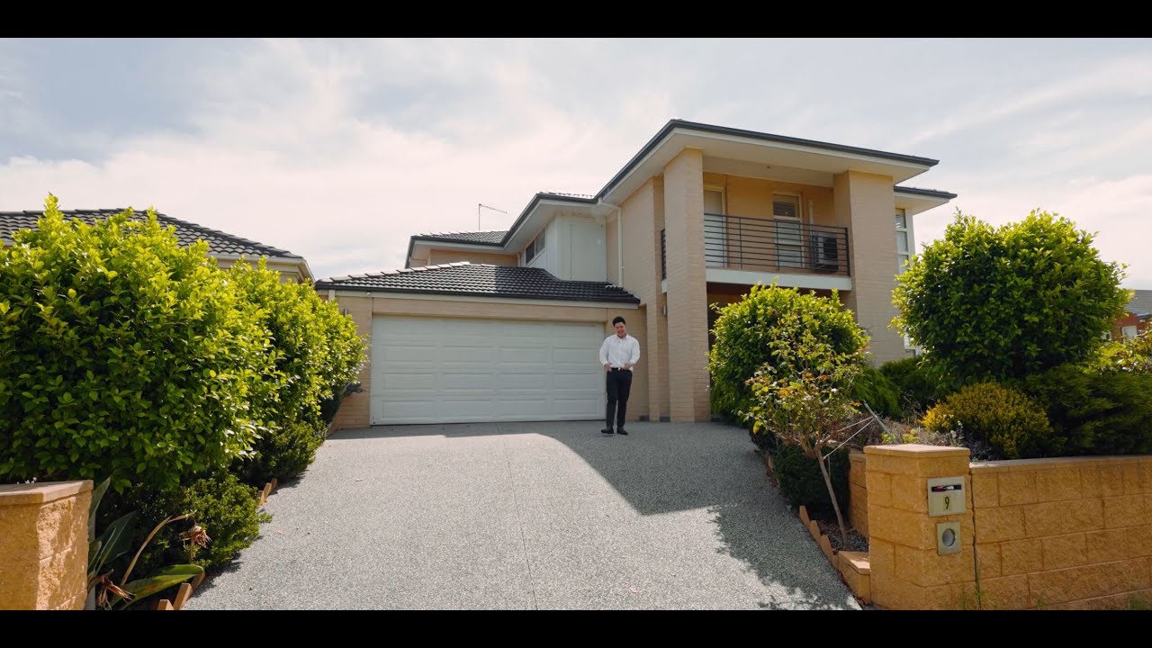 Melbourne Property Video 9 Parr Court Taylors Lakes