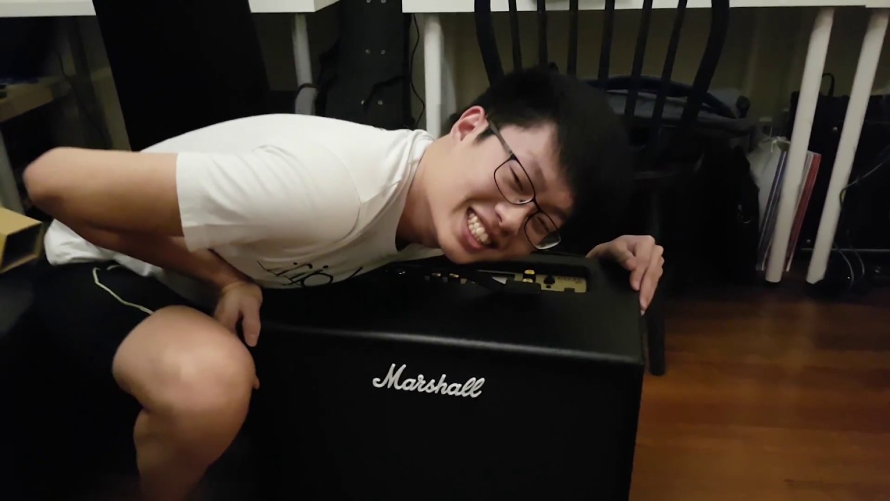 Marshall CODE 50 Unboxing and Quick Tones