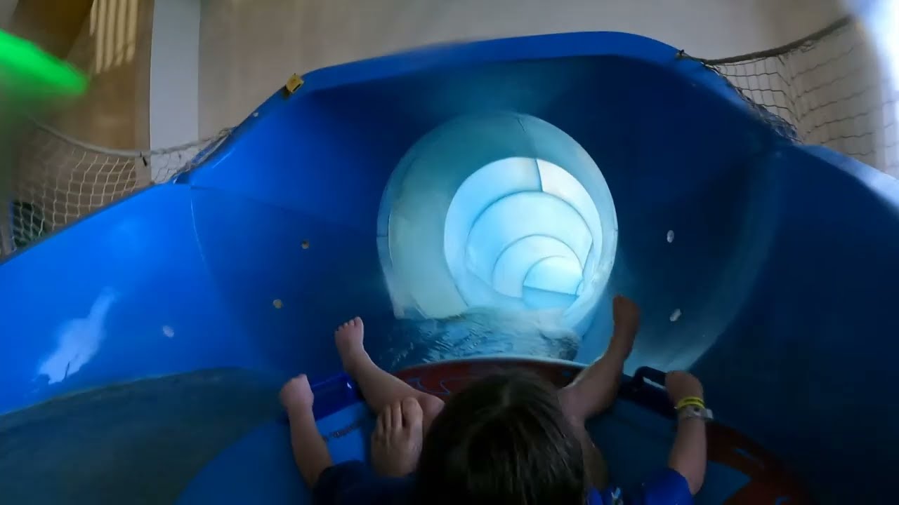 Great Wolf Lodge Grand Mound - Waterslide Video