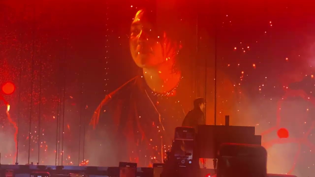 Burn It (feat. MAX) - Suga | Agust D D-Day Tour Los Angeles