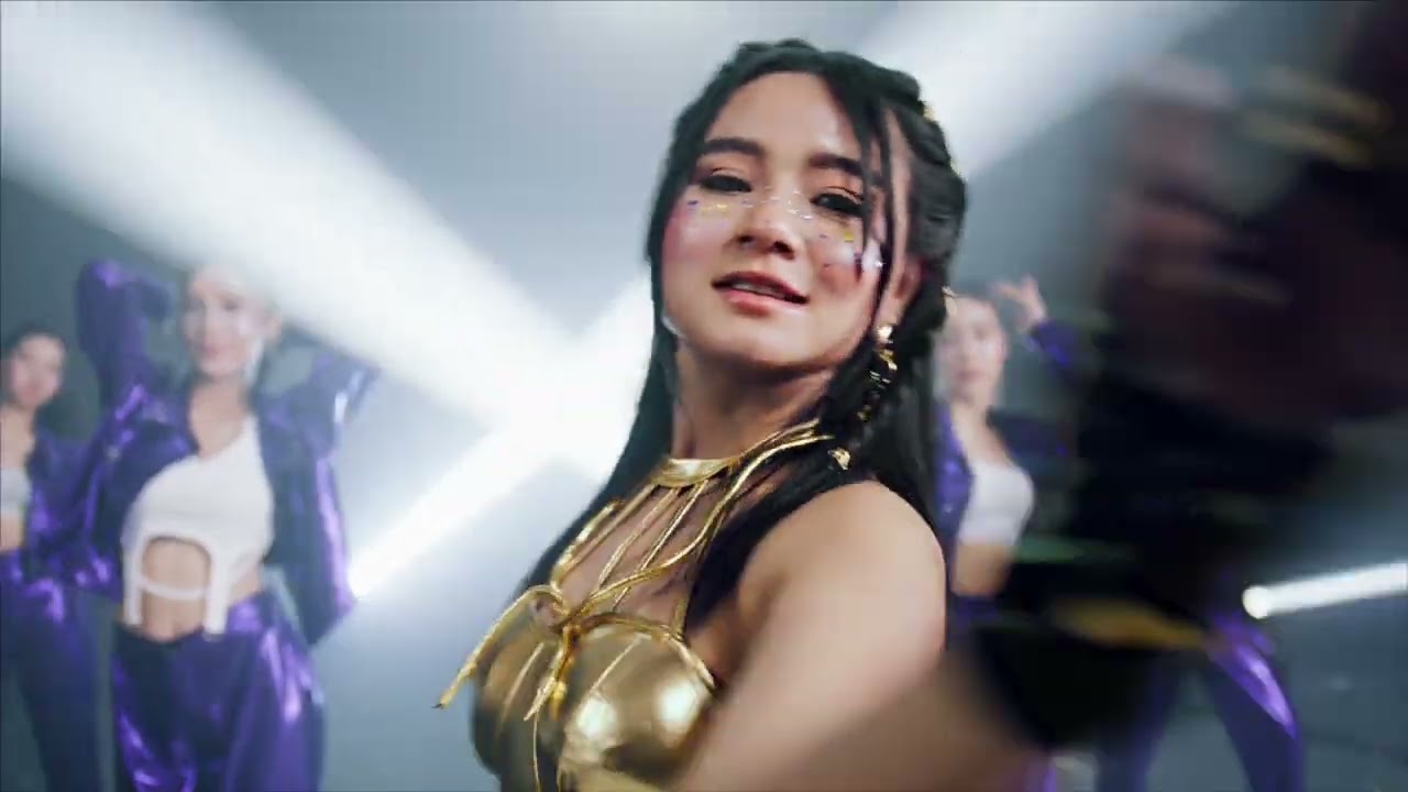 ဂါးဂါးနဲ့အတူ ပျံသန်းစို့