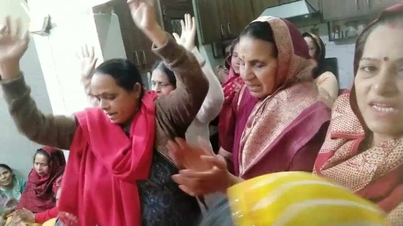 Kale rang par morni rudan kare 