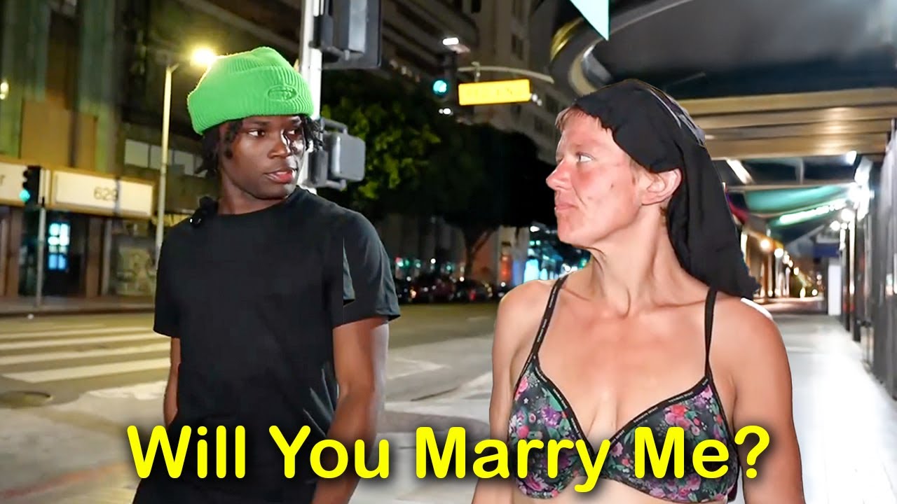 I Found a Loyal Girlfriend at Skid Row..