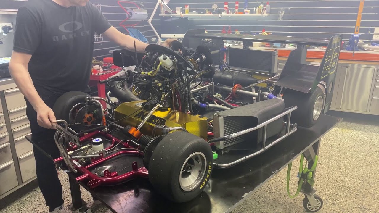 250cc Twin Superkart Startup!