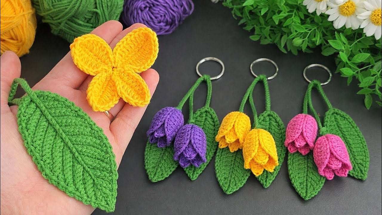 Easy Crochet Flower Keychain 🌷 Tulip Design | Perfect to Sell