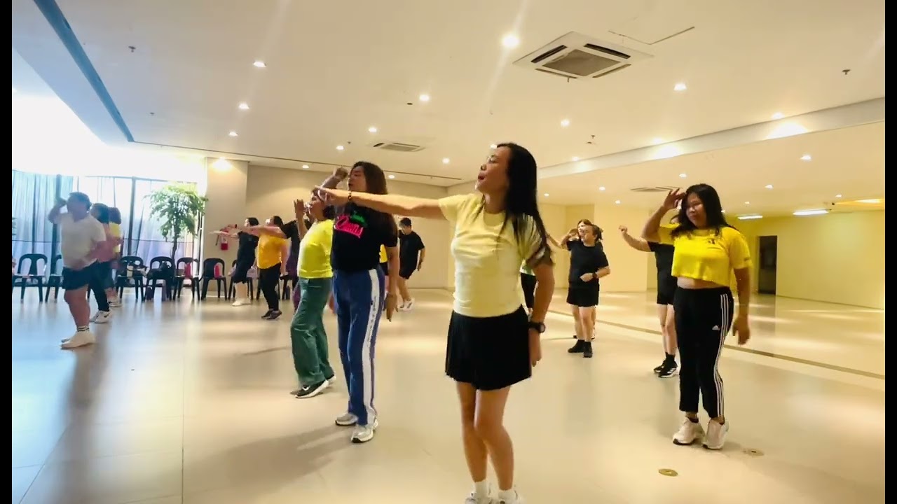 Vista Mall Zumba💃💛 #dance #viral #youtube #zumba #nocopyrightmusic #trending 