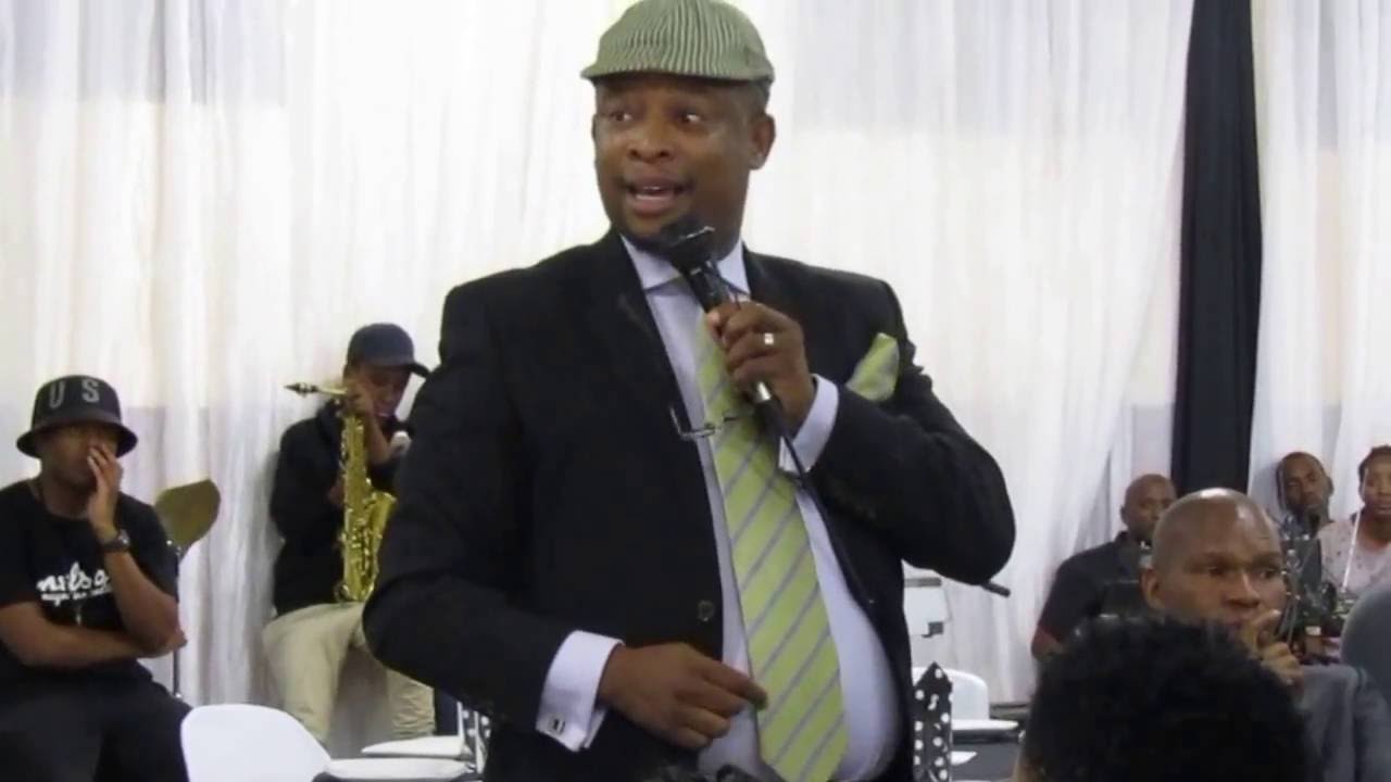 Dr. G.A Lechuti speaking at the NWU Mafikeng 2016 first year Gala dinner.