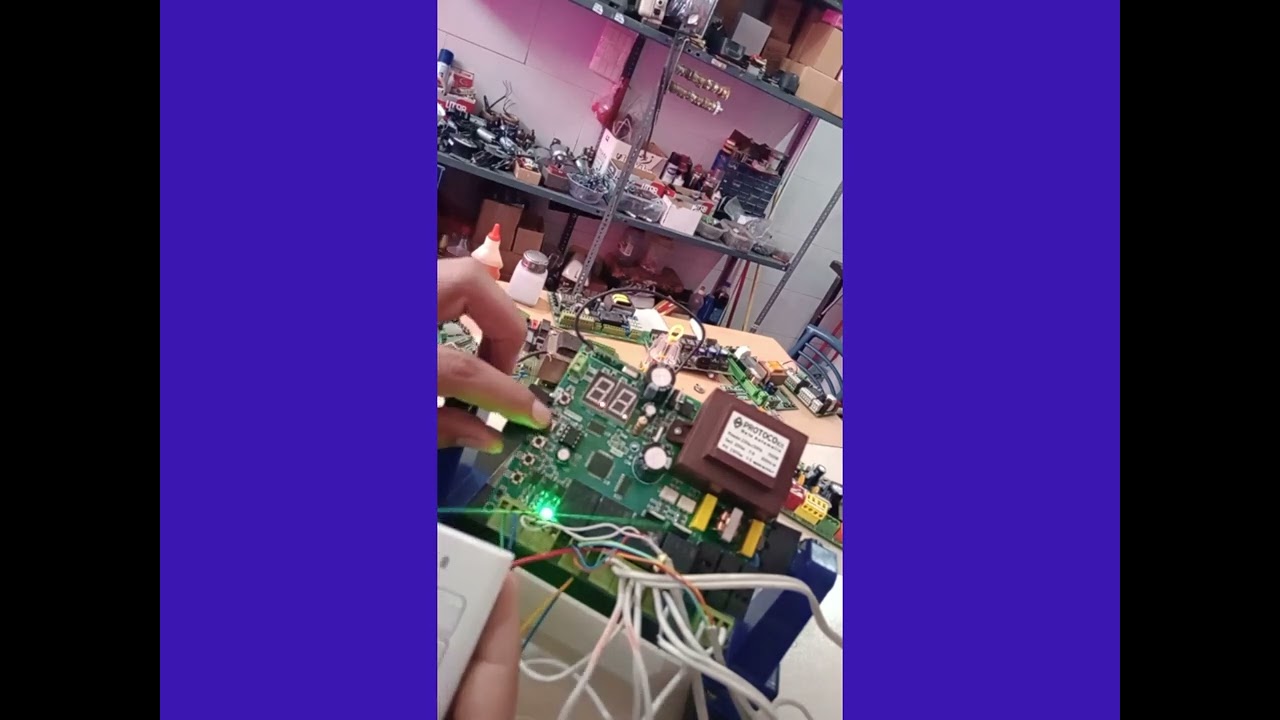 کد دادن و پاک کردن ریموت درب پارکینگ(۴۳۹۵_۹۲۱_۰۹۱۲)