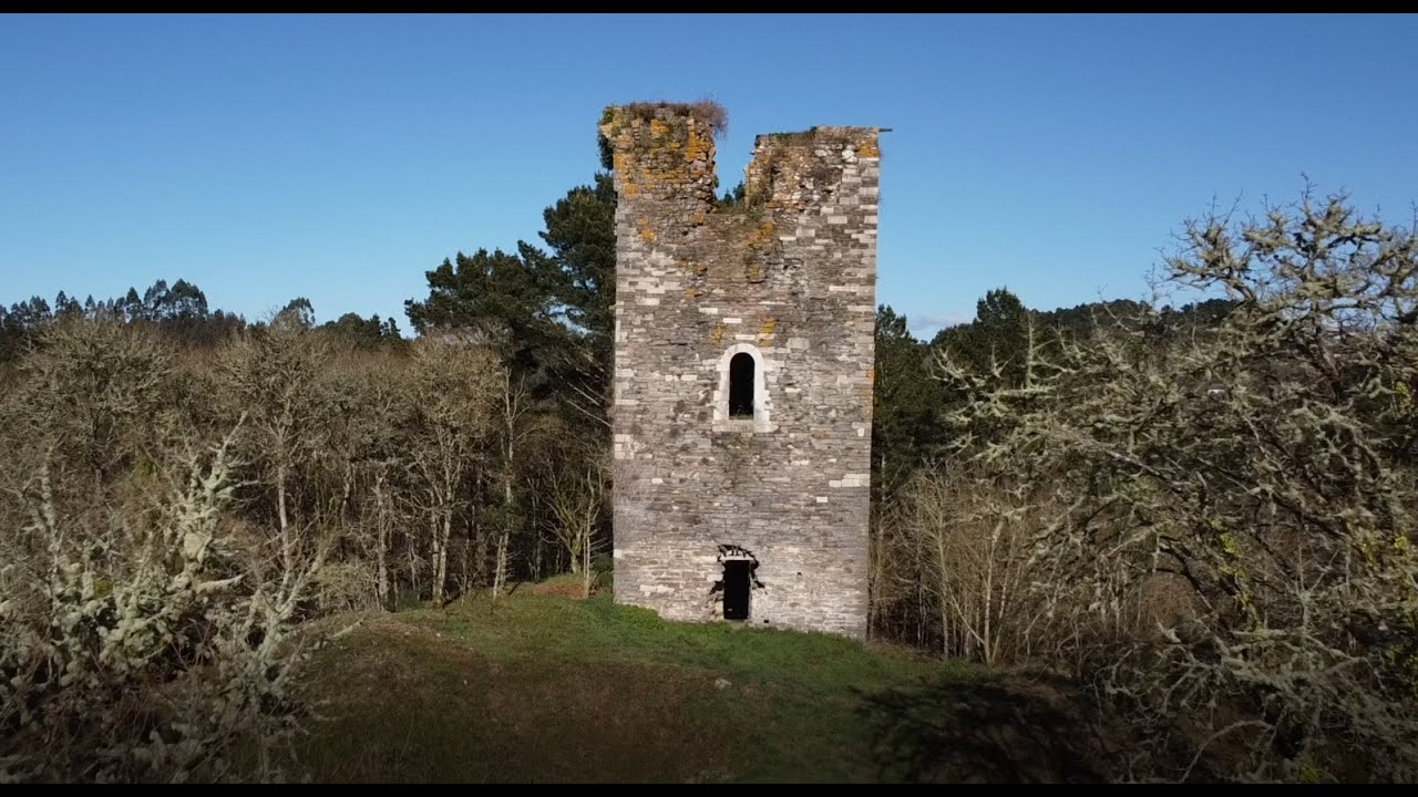 Castillo de Caldaloba - Castelo de Vilaxoán en Cospeito - Lugo  a vista de Drone