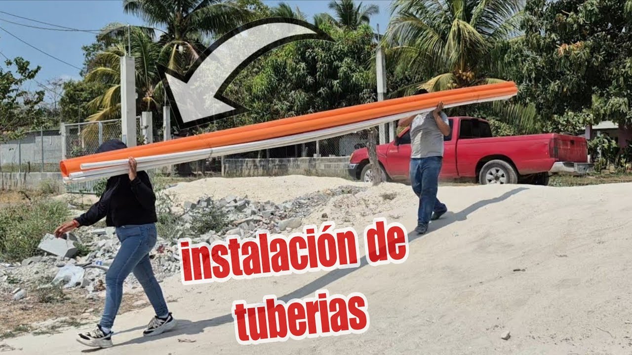 Llegó un carro lleno de tuberías Elida y Ana fueron a descargar material🏠