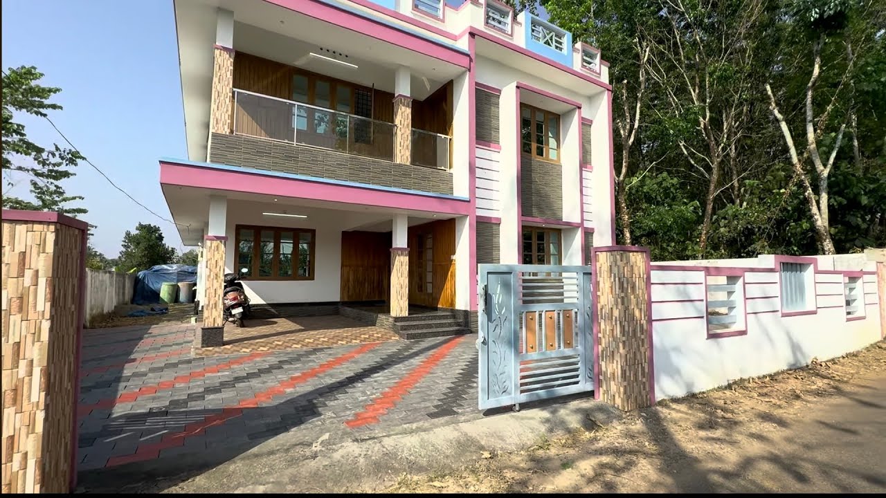 Pre-Owned House for Sale in Angamaly, Ernakulam | 7 Cent, 2500 Sqft, 5 BHK | Very Urgent Sale