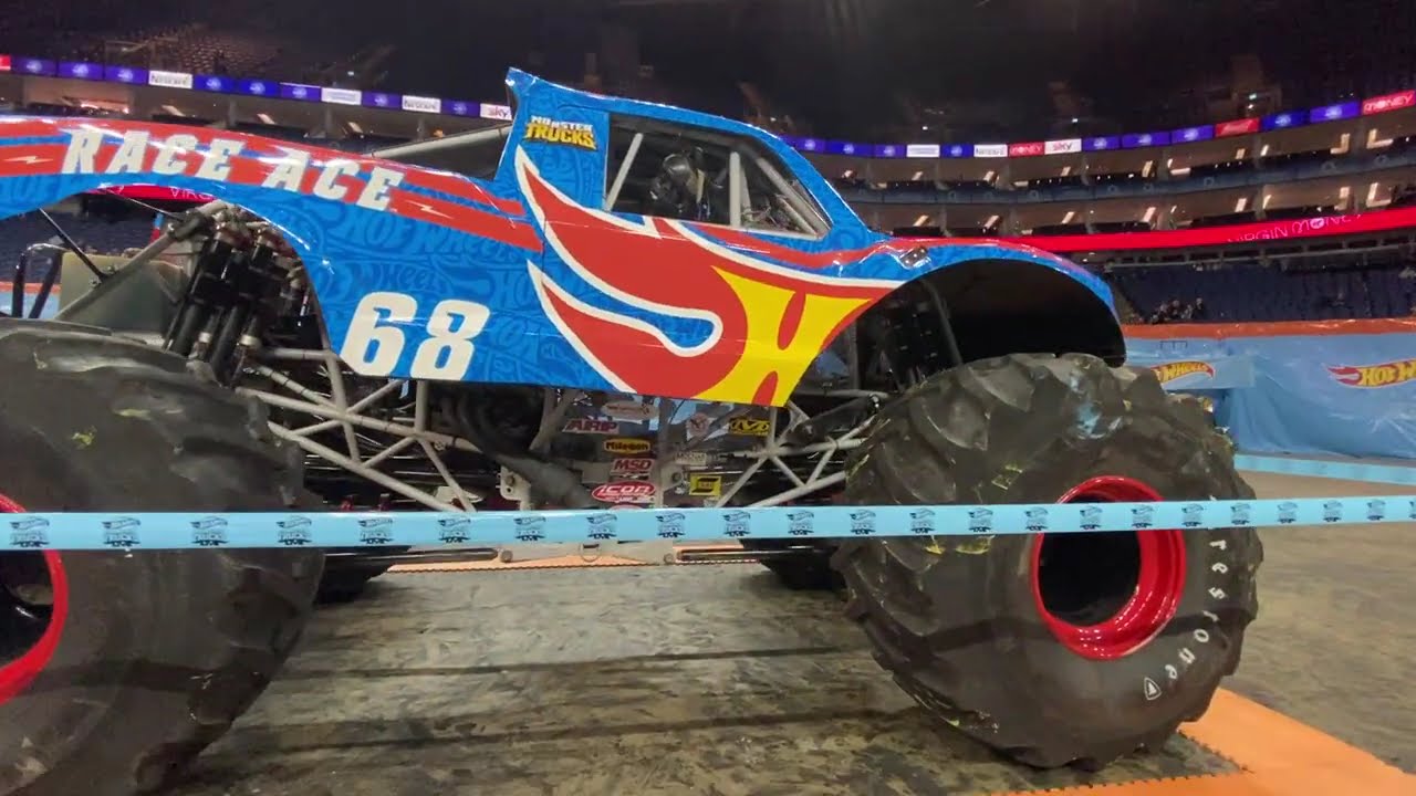 Hot wheels monster truck live, Pre show walk around @The o2 London 2022