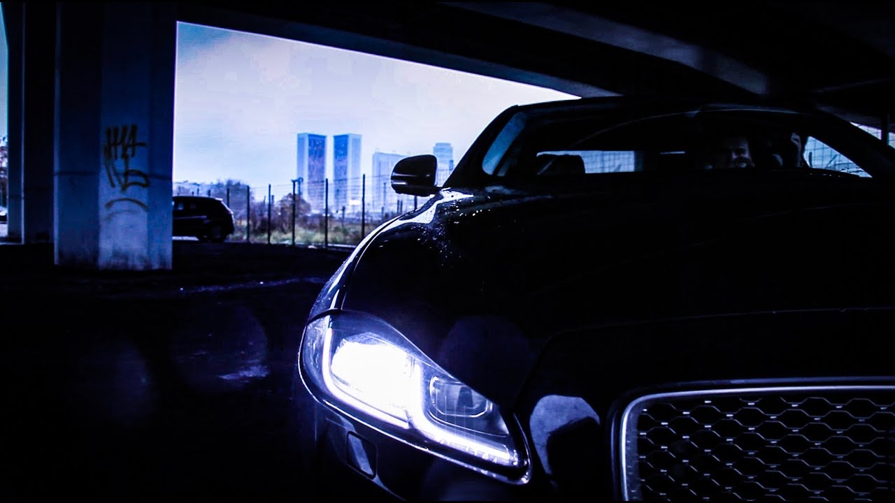 Представительский седан по-английски - тест-драйв Jaguar XJ