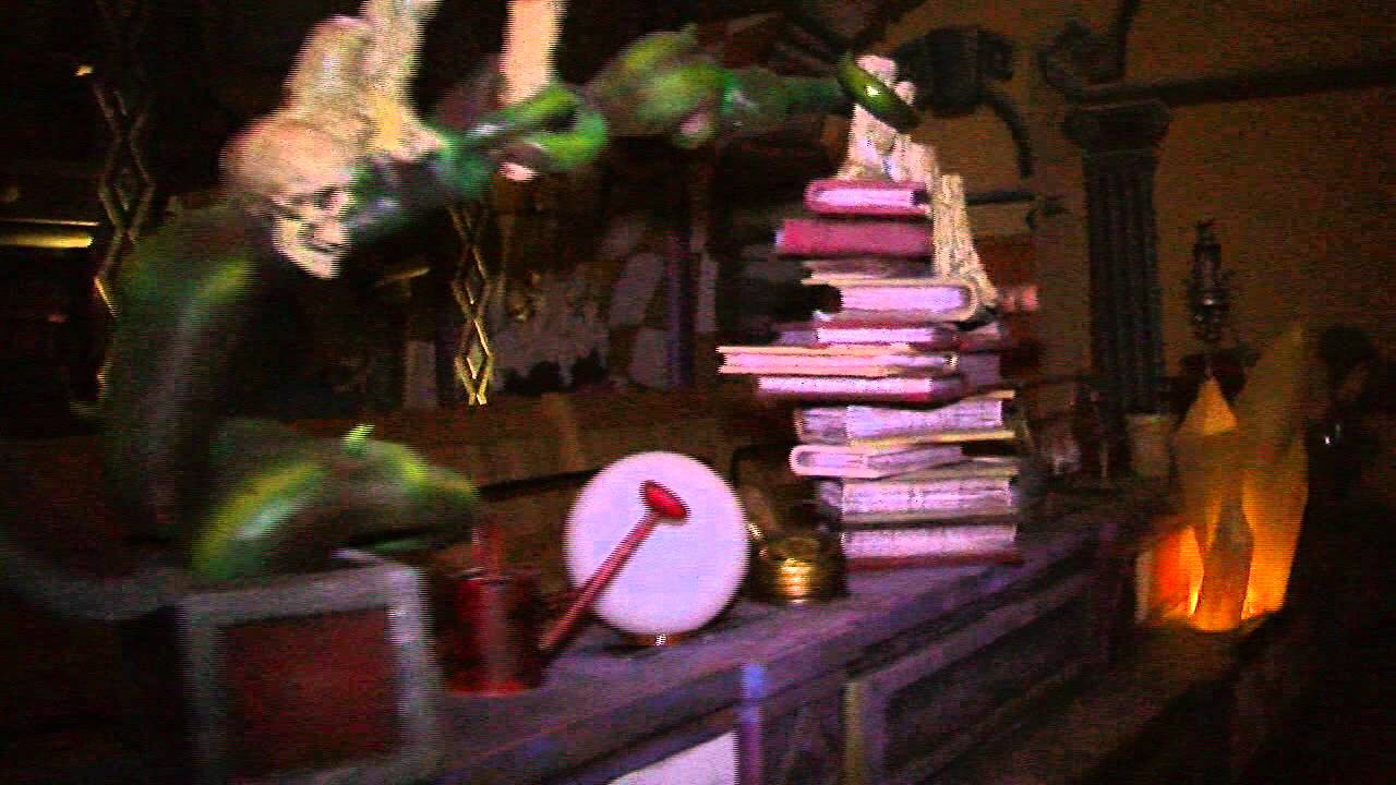 MAISON HOUDINI - Rainbow MagicLand 2019