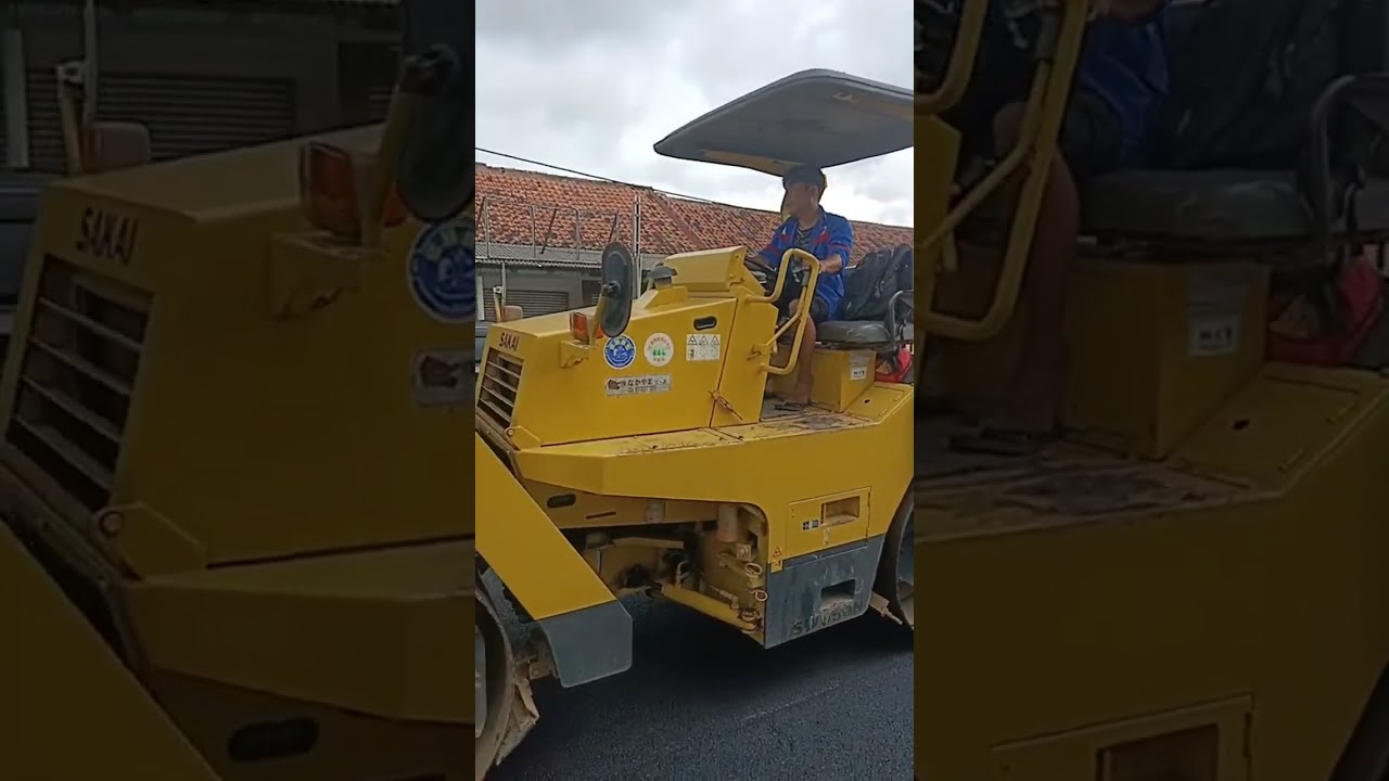 ADE KUSNANDAR CHENNEL sedang live penerapan hotmix jalan provinsi di jalan Dawuan Subang Jawa Barat
