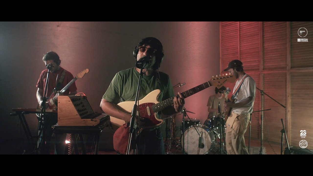 Las Luces Primeras - Plantas Negras  (Live Session)