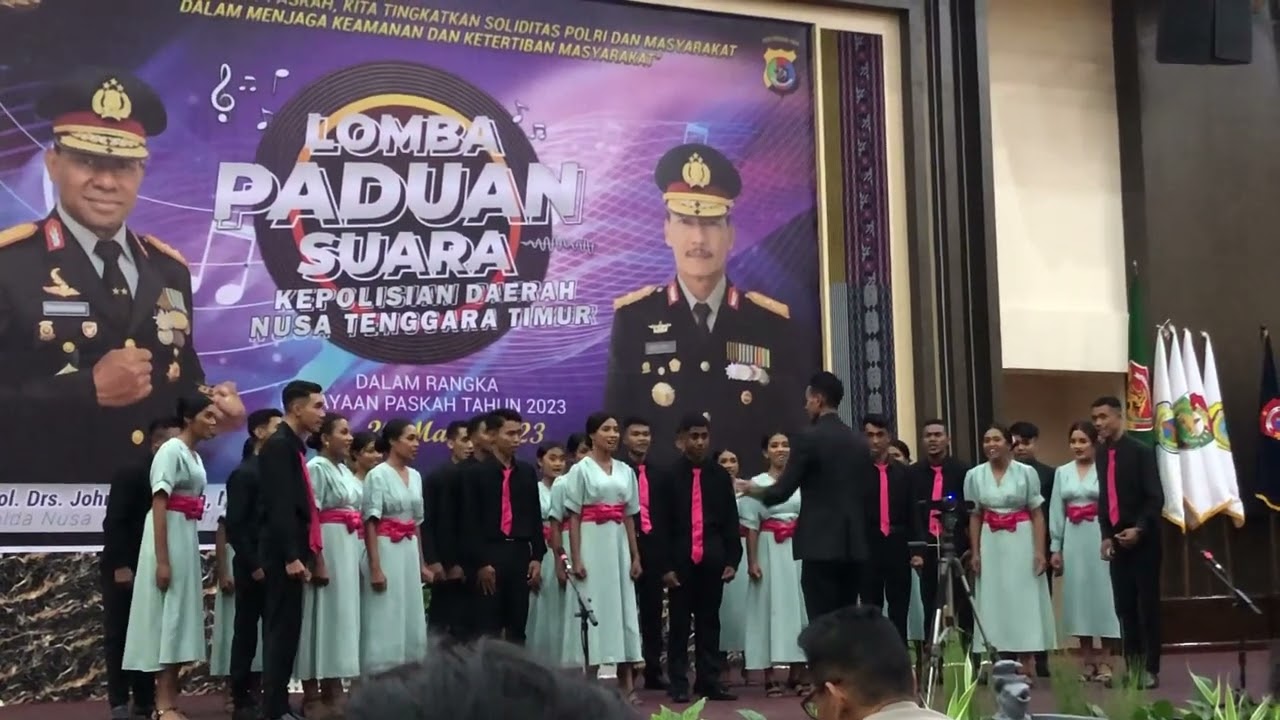Bermazmurlah - Paduan suara pendidikan musik Unwira Kupang