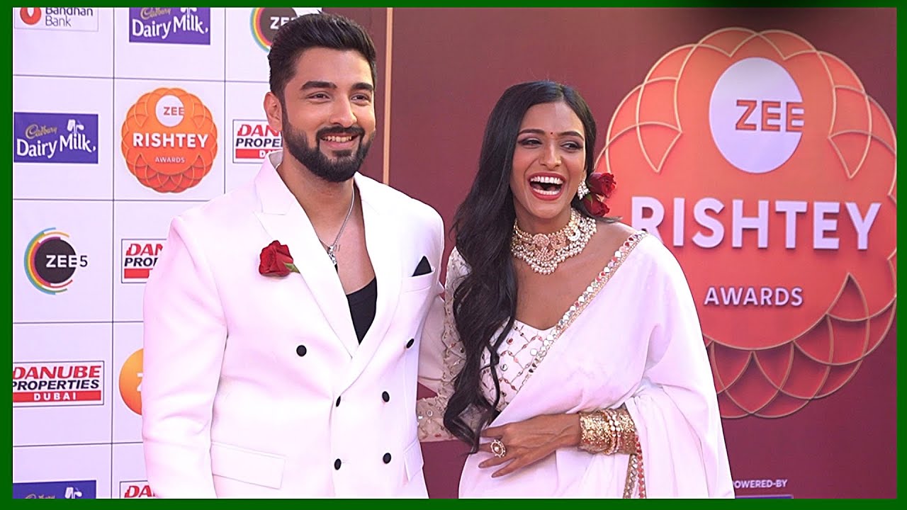 Rohit Suchanti and Aishwarya Khare at the Red carpet of Zee Rishtey Awards | Bhagya Lakshmi