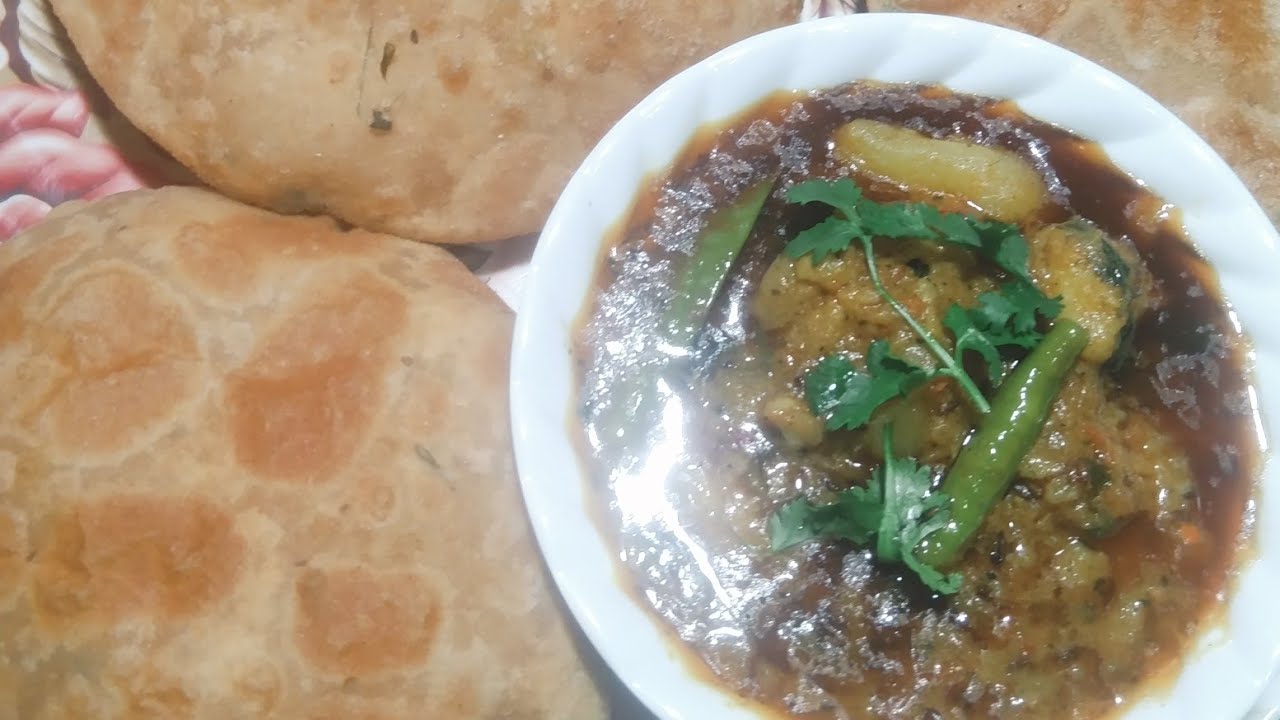 Sirf 1 masale se banaye behad tasty# dhaba style aalu ki sabzi or moong daal ki kachori 