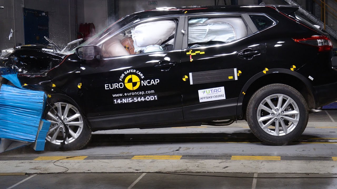 Nissan Qashqai - Crash Test