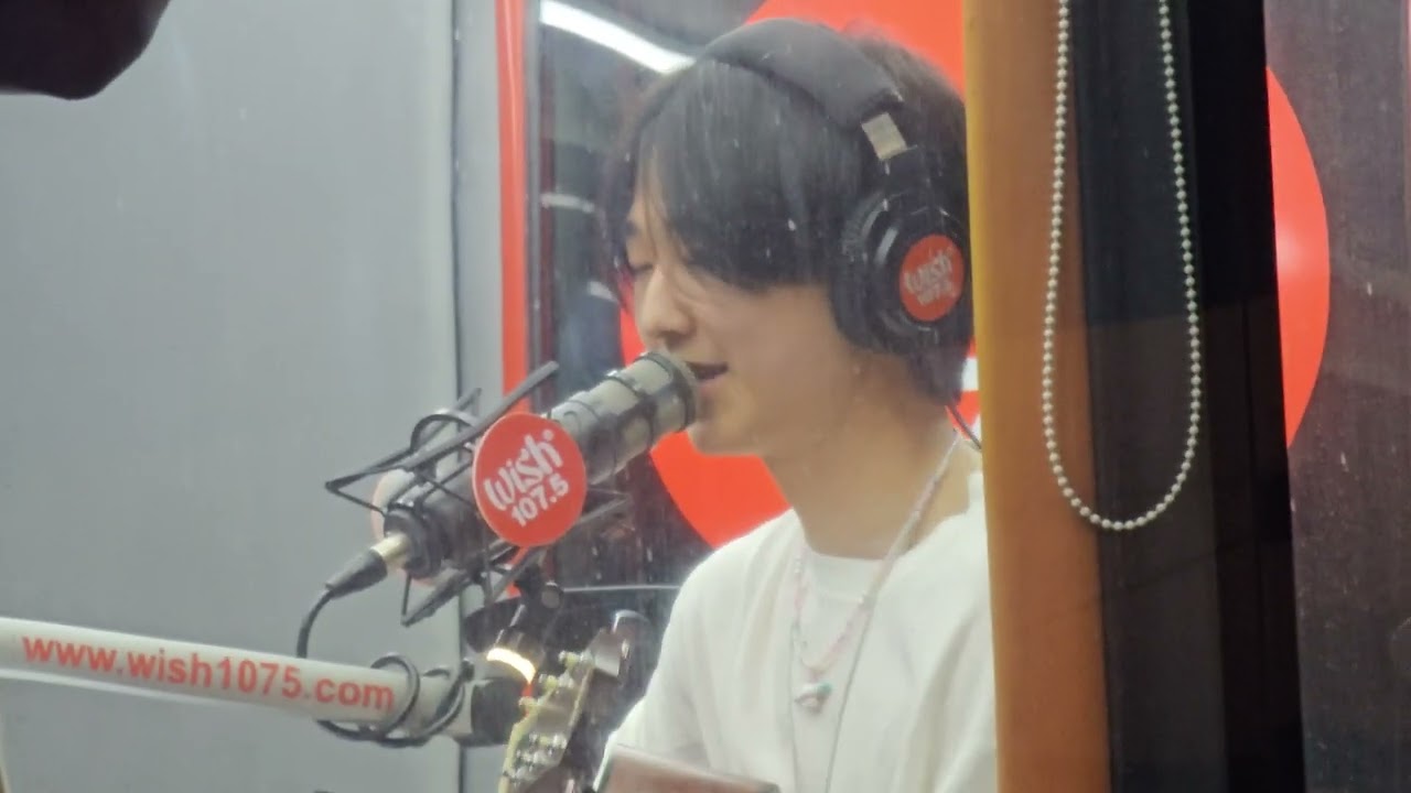 250320 Yung Kai - Blue [Fancam] | Wish Bus at Eton Centris