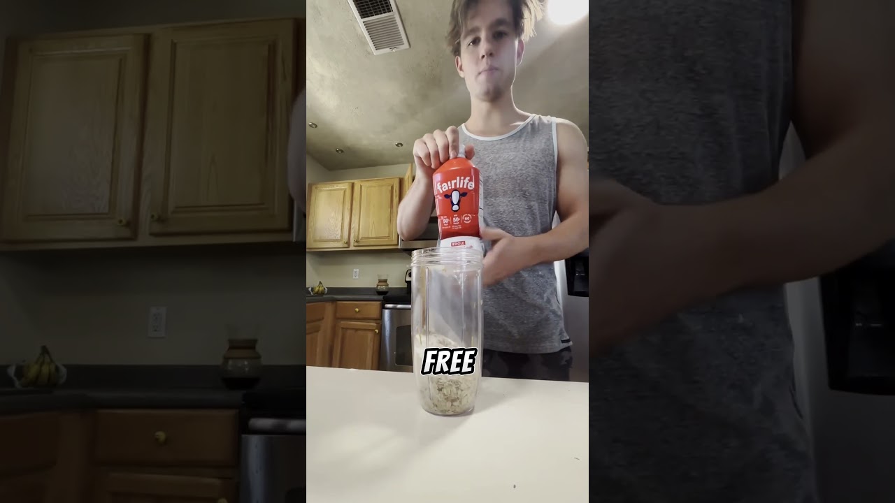 Start your day with muscle protein synthesis #gains #smoothie #proteinshake #lifting