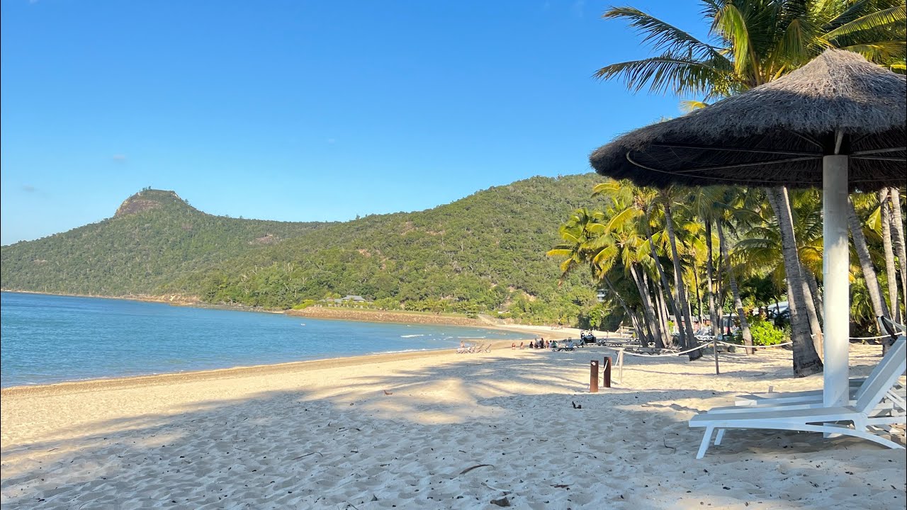 CATSEYE BEACH, HAMILTON ISLAND 🏝 Dannica’s Lifestyle