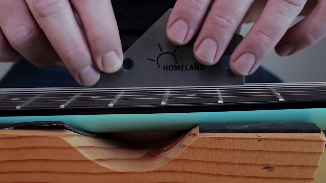 $99  Les Paul  VS.  fret level