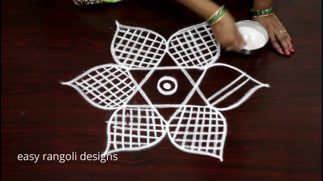 Amazing Friday Padi kolam rangoli designs with 3 dots || New easy muggulu rangoli
