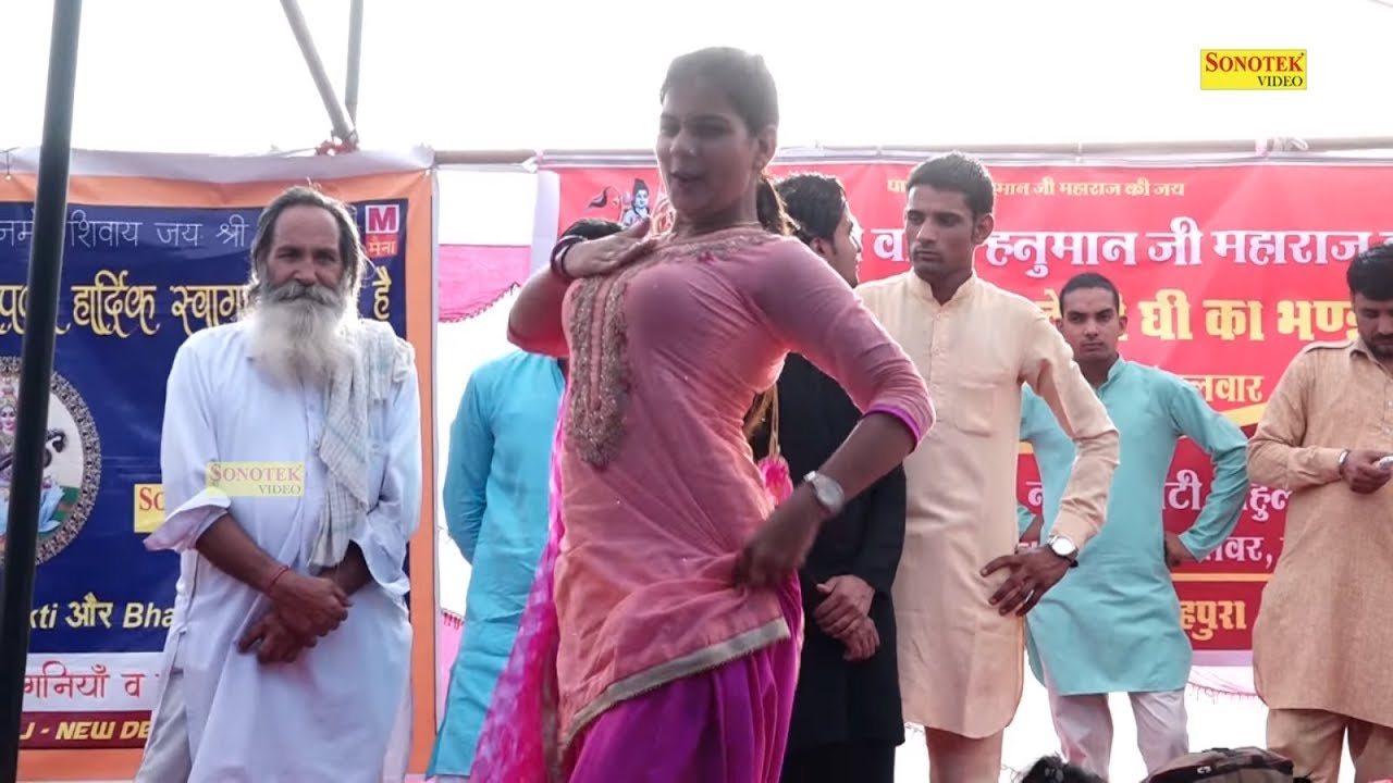 कीरतसिंहपूरा में उषा जांगड़ा का सबसे मस्ती भरा डांस | Haryanvi Stage Dance | New Dj Song | Trimurti