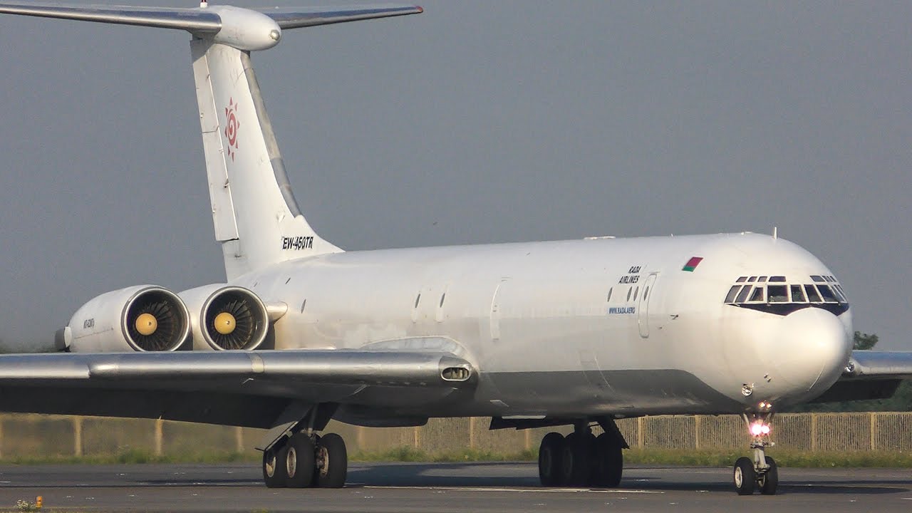 ILYUSHIN IL62 LANDING with OPEN REVERSERS 5 SECONDS BEFORE TOUCHDOWN + IL62 DEPARTURE (4K)