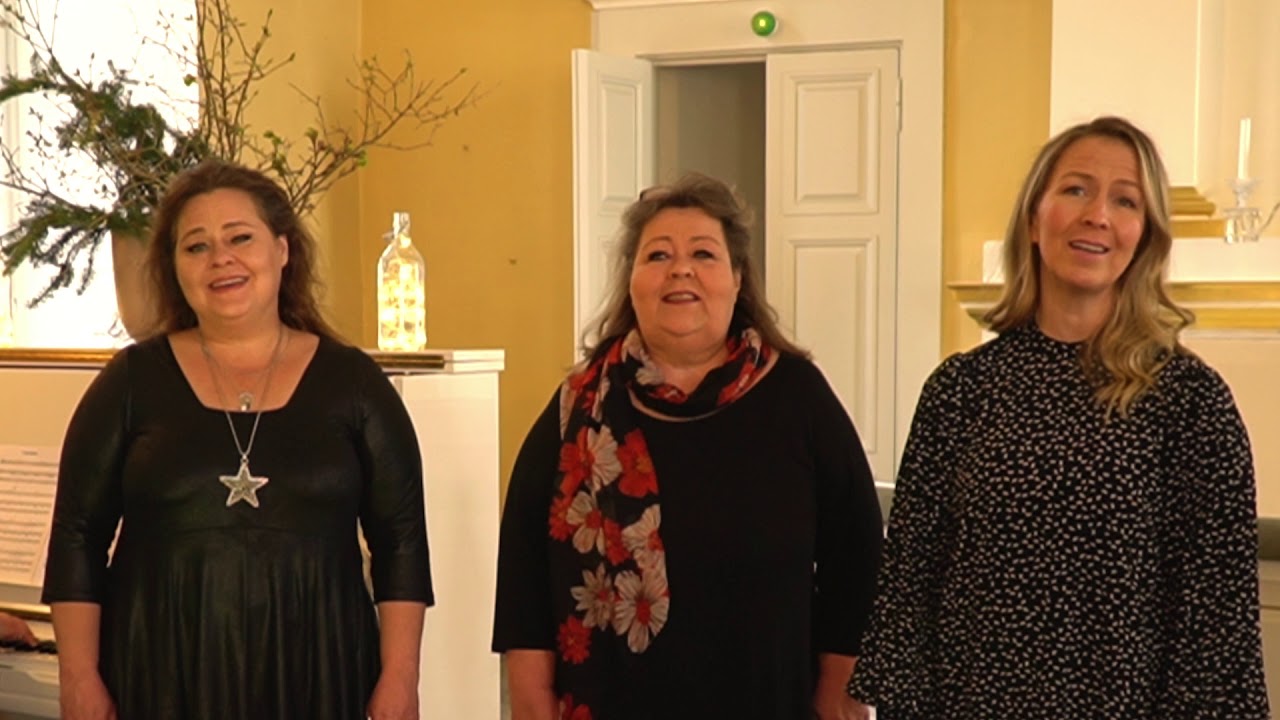 Johanna Heimonen, Marja Porkka, Riikka Pelo - Purppurapurjeet,              Piano - Mikko Hauhia