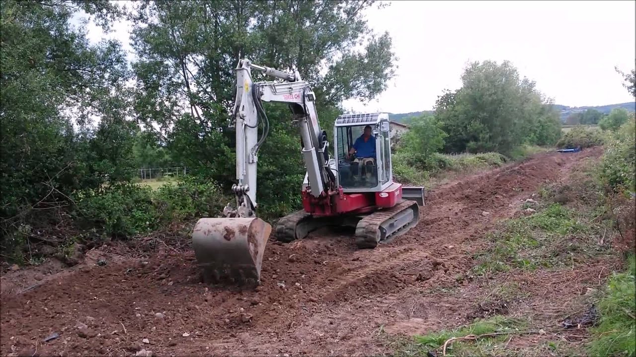 claasdx69  aux mannettes de la takeuchi   8t
